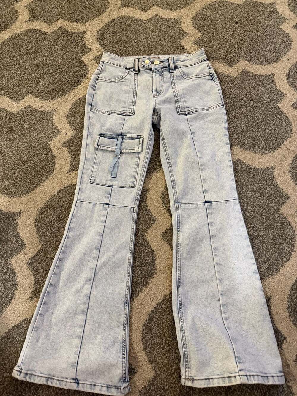 Justice Girls Light Wash Cargo Flare Jeans with Utility Pocket Size 12